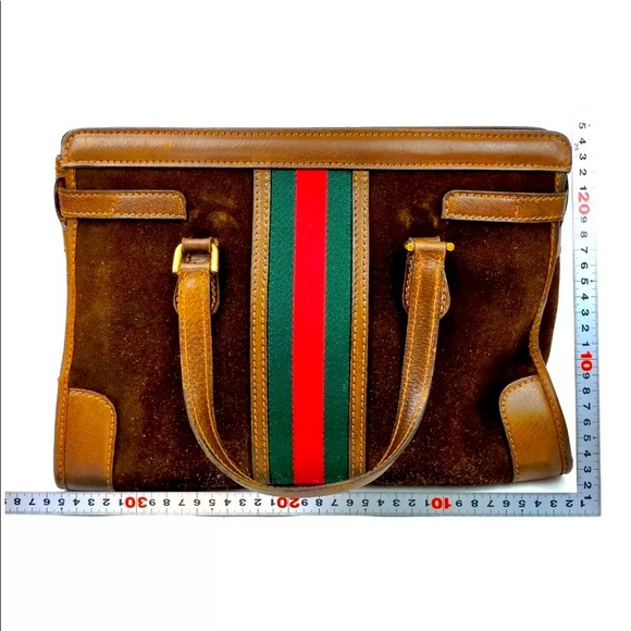 Feel classy like a Hollywood Star -Auth. Gucci bag - Picture 2 of 8